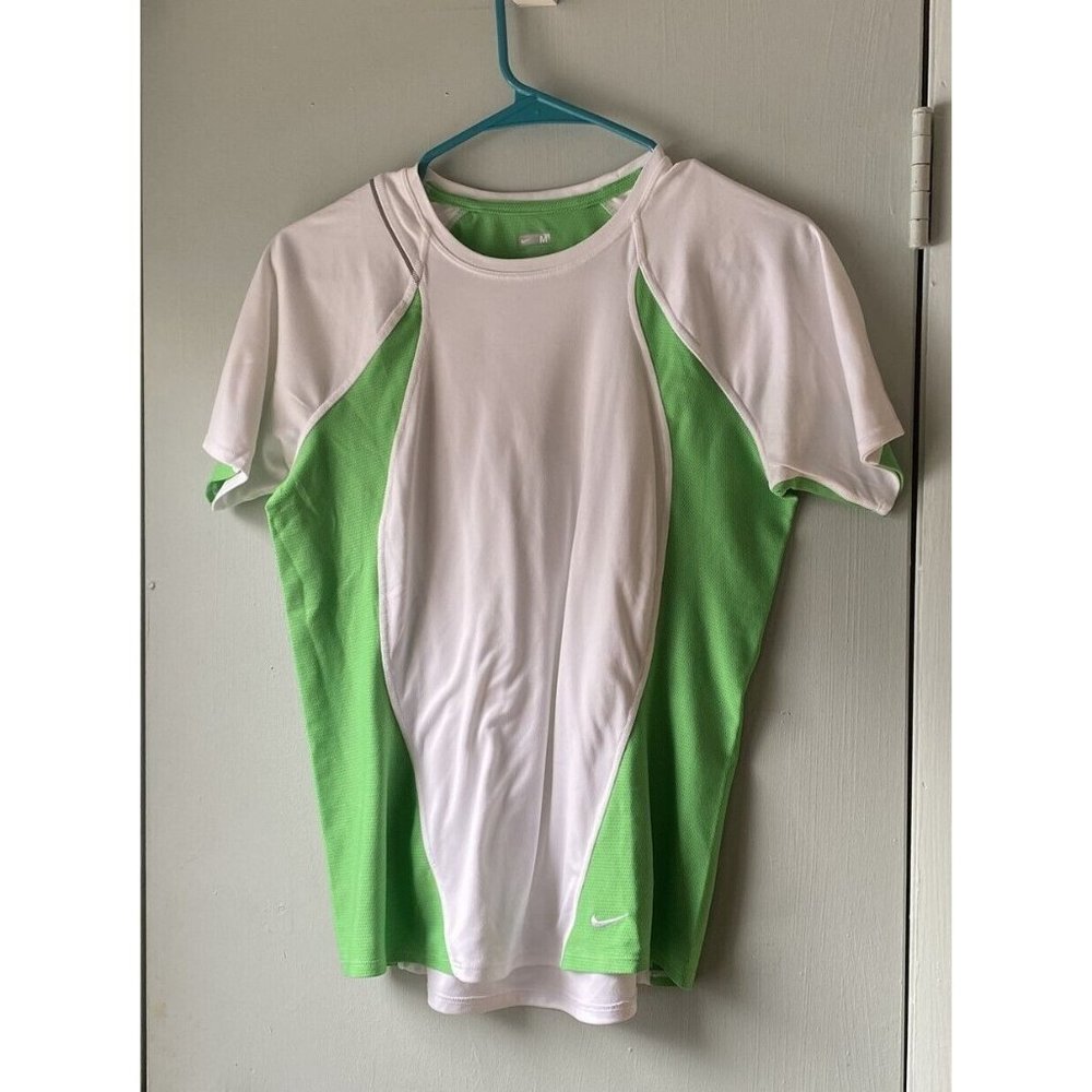 Nike Fit Dry Womens Top Medium Green White Mesh short sleeve Athleisure Sporty